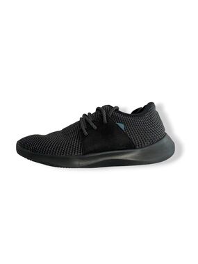 Vessi Everyday Classic Waterproof Sneakers in Black Womens Size 9